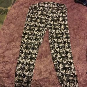 Daisy Fuentes Pants